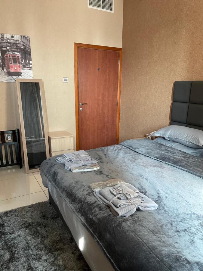 Bright Luxury 2Br Aprt Dubai Marina With Balcony Leilighet Eksteriør bilde