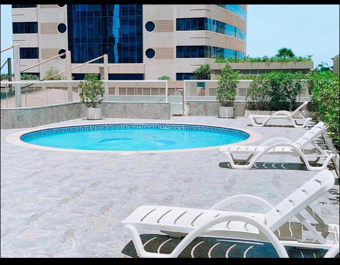 Bright Luxury 2Br Aprt Dubai Marina With Balcony Leilighet Eksteriør bilde